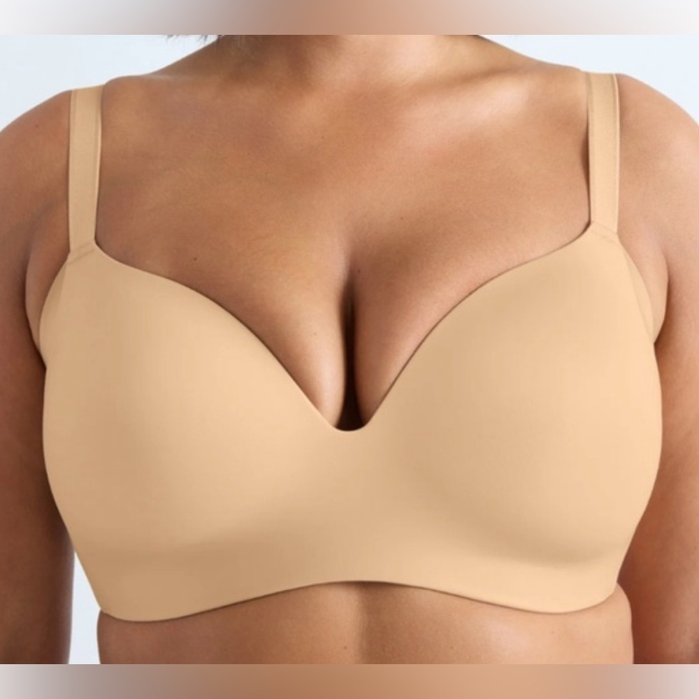 Knix Size 6 WingWoman Contour Tan Colour Wireless Woman Undergarment Bra 32DD